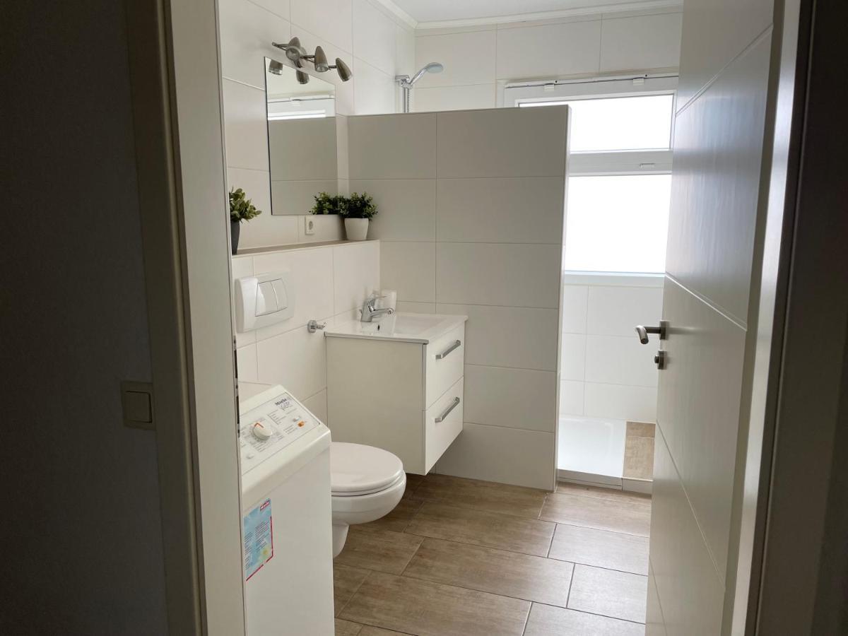 Witte Huus 75M_ Und 51M_ Ferienwoh Apartment Хоокзил Екстериор снимка